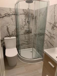 Ένα μπάνιο στο ANNABELLE Comfort & Luxury Apartament brand new! +17 φωτογραφίες