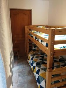 Postel nebo postele na pokoji v ubytování Joli studio calme et moderne