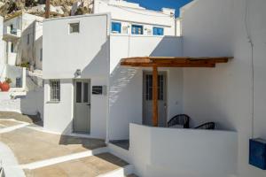 Το κτήριο όπου στεγάζεται  το διαμέρισμα