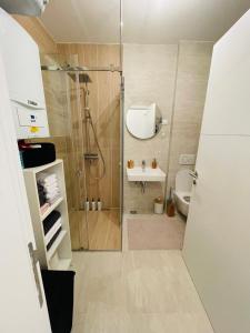 Ένα μπάνιο στο Apartman Dani