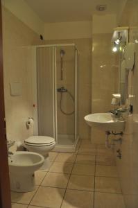 Koupelna v ubytování Hotel Belforte