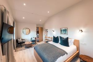 Garður Stay Inn & Secret Lagoon included!客房内的一张或多张床位
