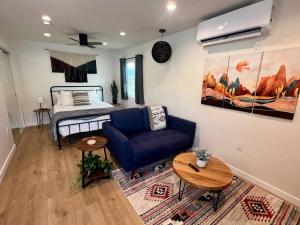 Beautiful Studio with Outdoor Patio