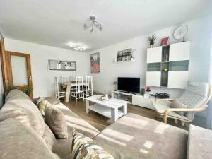 Zdjęcie z galerii obiektu Apartamento Isabella a 50 metros de la Playa w mieście El Campello
