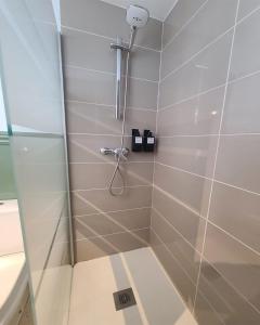 Bilik mandi di Acogedor apartamento para dos en el centro