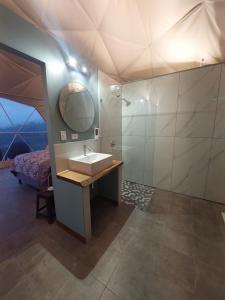 Et badeværelse på Pura Vista Glamping