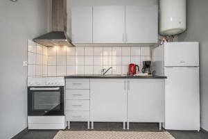 Η κουζίνα ή μικρή κουζίνα στο The Blue House +17 φωτογραφίες