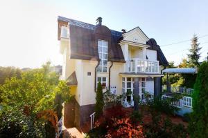 Κήπος έξω από το Deluxe Trsje Apartments