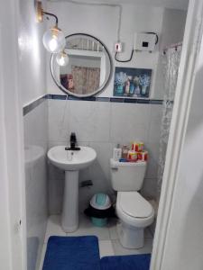 Ванная комната в Chic Vybz Deluxe