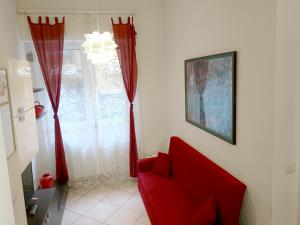 A television and/or entertainment centre at Grottammare mon amour Kira