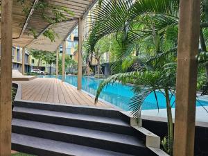 Peldbaseins naktsmītnē Condo Pool access Rama4 rd. vai tās tuvumā