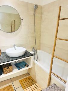 Ванна кімната в KEY BISCAYNE - Boucan Canot plage
