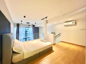 Gallery image of 精品时尚复式公寓Loft in Kuala Lumpur