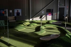 TV a/nebo společenská místnost v ubytování Playhotel