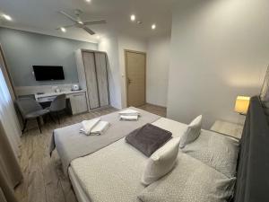 Telewizja i/lub zestaw kina domowego w obiekcie Maximus