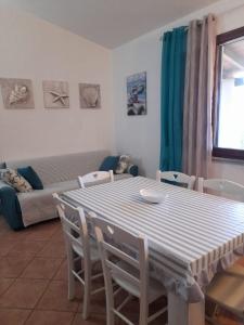 Posezení v ubytování Villa Agasi piscina e vista mare