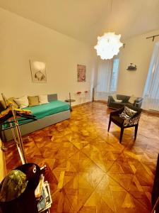Kúpele alebo wellness v ubytovaní Alla Scalinata del Teatro Rossetti parcheggio