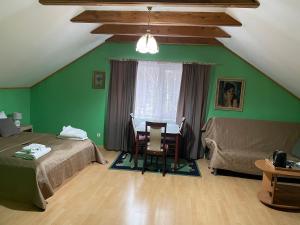 Postel nebo postele na pokoji v ubytování Hotel Jerevan