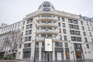 Budova, kde se aparthotel nachází