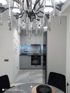 Dapur atau dapur kecil di Lovely apartment