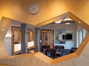 Kuchyň nebo kuchyňský kout v ubytování B&B Hotel Kiel-Wissenschaftspark