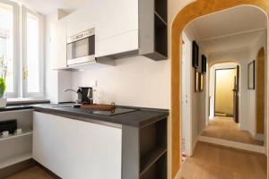 A kitchen or kitchenette at Giulia Luxury Suite