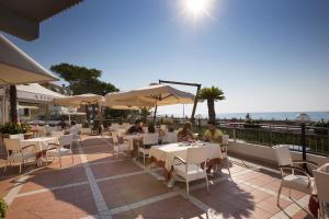 Restavracija oz. druge možnosti za prehrano v nastanitvi Hotel Adria sul Mare