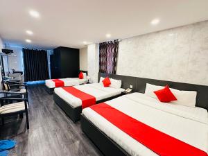 Voodi või voodid majutusasutuse Centara Saigon Hotel - 270 Ly Tu Trong toas