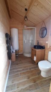 Ένα μπάνιο στο Le Chalet Médocain