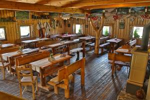 Restaurace v ubytování Chata u Miťa