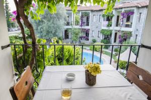 Balkón nebo terasa v ubytování Olive Garden Apart Hotel