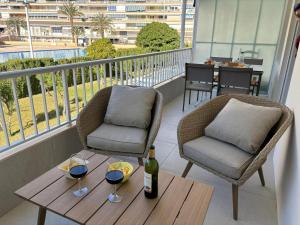 Balkón nebo terasa v ubytování Céntrico apartamento Playa de San Juan Alicante + 20 fotografií
