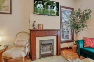 Gallery image of Historic Elegance Retreat - Columbus Downtown in Columbus