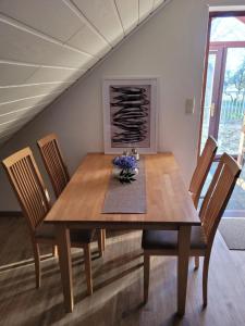 Fotografie z fotogalerie ubytování Wohnung mit Wintergarten v destinaci Wittmund