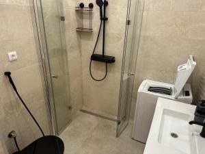 Ένα μπάνιο στο Đardin +10 φωτογραφίες