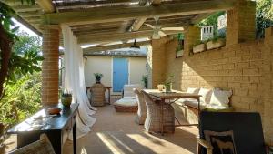 A balcony or terrace at Podere Le Vedute