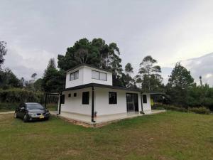 グアルネにあるHermosa finca a 5 minutos aeropuertoのギャラリーの写真