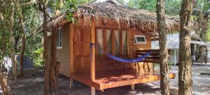 Kuvagallerian kuva majoituspaikasta Lazy Hut, joka sijaitsee Koh Phayamilla
