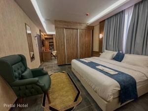 Postel nebo postele na pokoji v ubytování Pretal Hotel + 108 fotografií