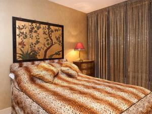Posteľ alebo postele v izbe v ubytovaní 2 Bed in Harrogate HH073