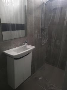 Bilik mandi di VILLA ADAM TANGIER
