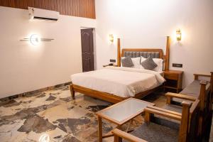 Фотография из галереи White Sand Beach Resort в городе Kondivli