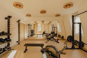 Fitness centrum a/nebo fitness zařízení v ubytování Design Hotel zum Hirschen Salzburg