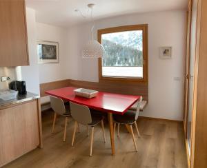 Fotografie z fotogalerie ubytování Chesa Chavriol v destinaci Pontresina + 25 fotografií