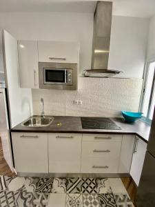 Kuchyňa alebo kuchynka v ubytovaní Apartamento 4pax en pleno centro Alfalfa
