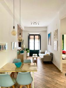 Posedenie v ubytovaní Apartamento 4pax en pleno centro Alfalfa