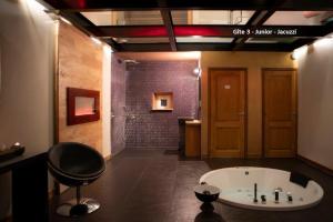 Koupelna v ubytování Suite Wellness