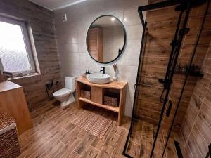 Koupelna v ubytování FRIENDS HOUSE - Ізки 33