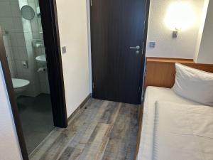 Vannituba majutusasutuses Hotel Fackelmann