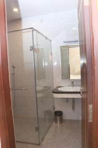 Fotografie z fotogalerie ubytování Elgozo Hotel Dreams Parasise v destinaci Yercaud + 24 fotografií